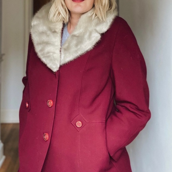 Wool Vintage Coat with Fur Collar - Beautiful Raspberry! - Picture 1 of 7